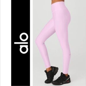 NWT ALO High-Waist Airlift Legging in Sugarplum Pink Size L